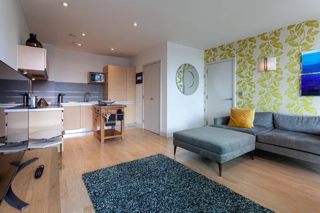 Iconic Luxury Manchester Apartment Экстерьер фото